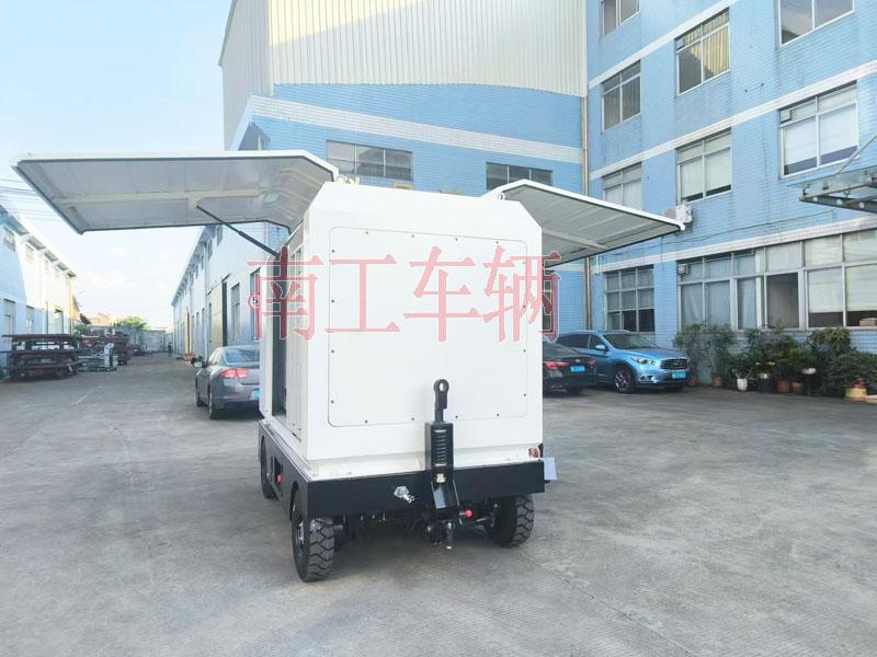 2吨电动乐玩在线手机版(大中国区) 飞翼箱式电动工具拖车